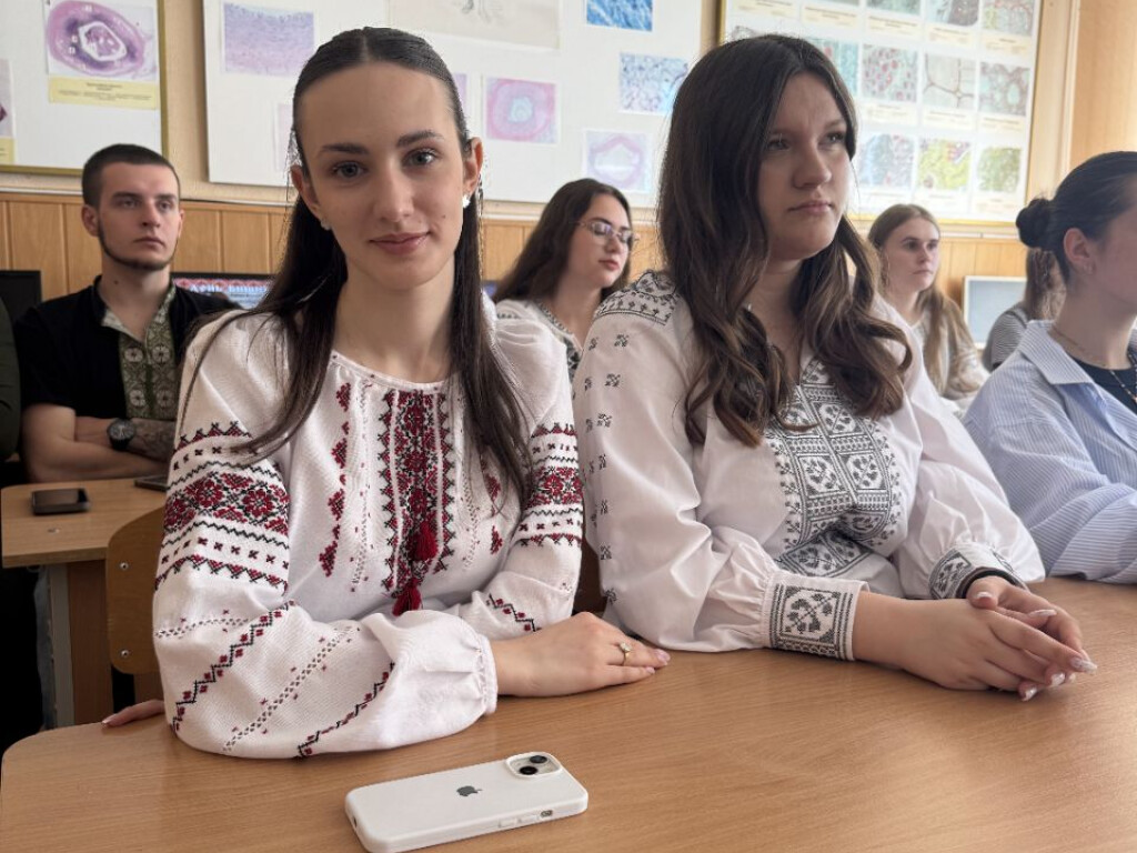 КОД НАЦІЇ, ЩО ЄДНАЄ ПОКОЛІННЯ ТА НАУКИ!