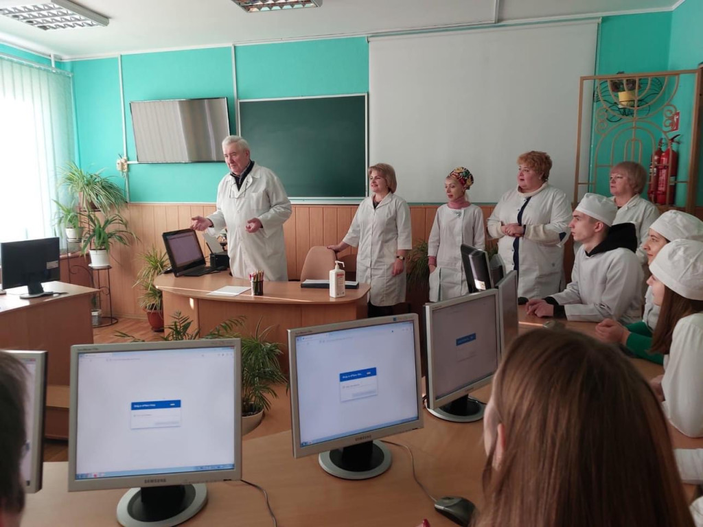 Чергова сходинка подолана: здобувачі освіти 2 курсу медичного факультету №1, №2 та міжнародного факультету успішно склали екзамен з гістології, цитології та ембріології
